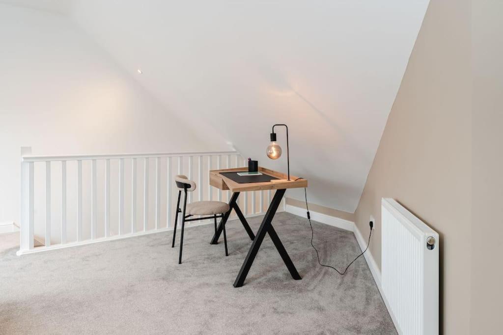 Boutique Apartment - Mazerystays Exley Esterno foto