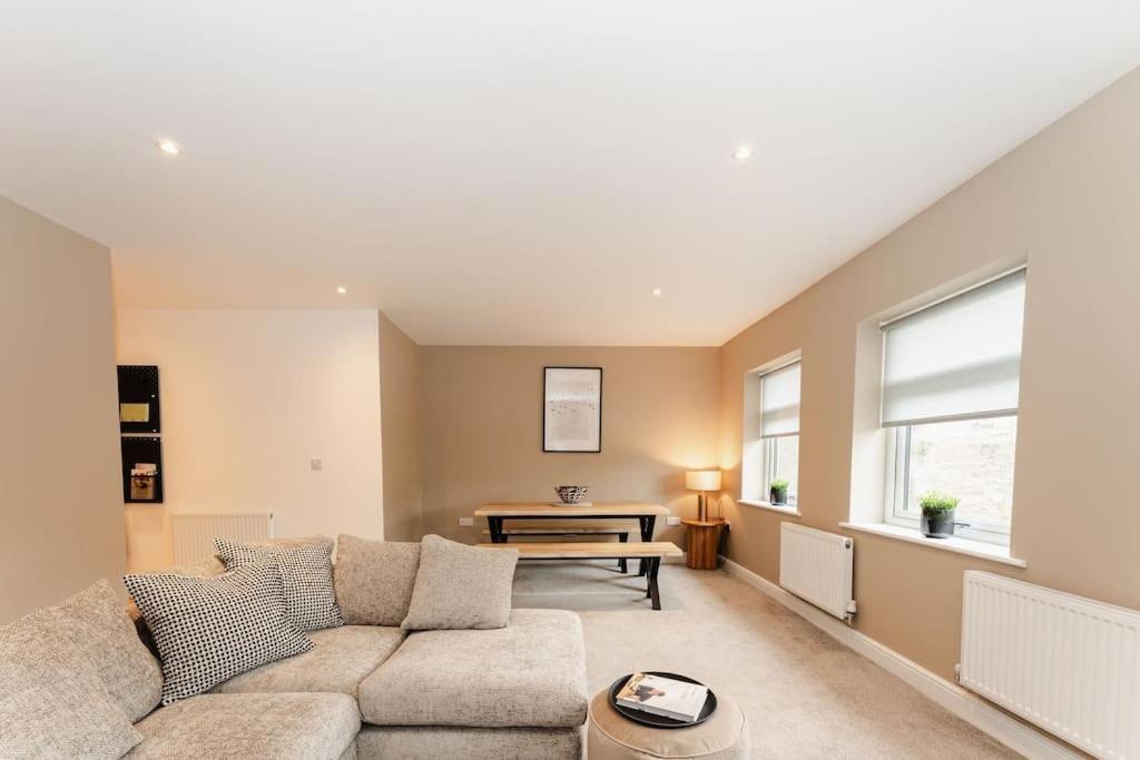 Boutique Apartment - Mazerystays Exley Esterno foto